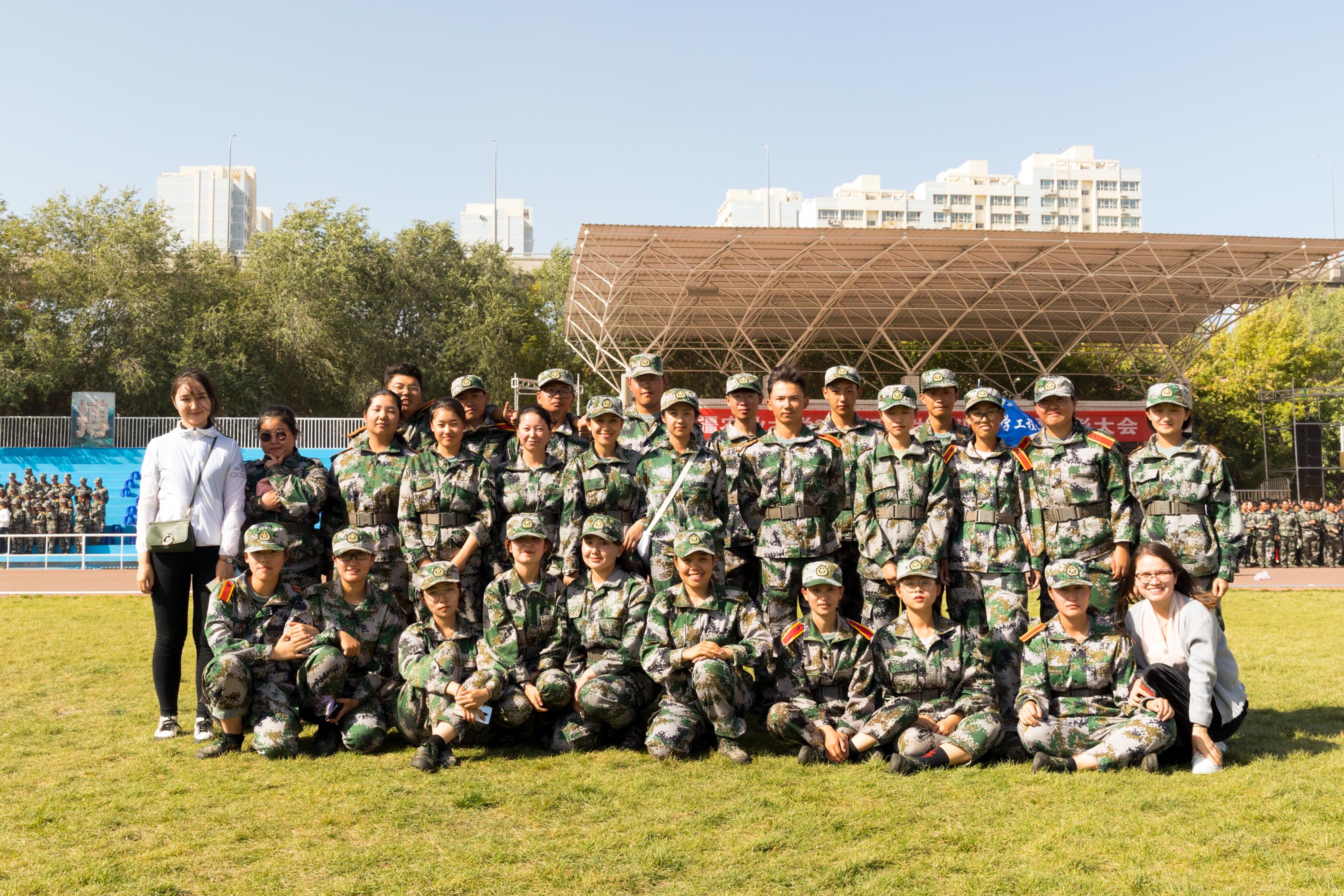 多元交融，繁荣昌盛，新疆的美丽边疆画卷